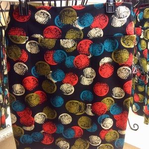 Lularoe Cassie skirt, size Med.